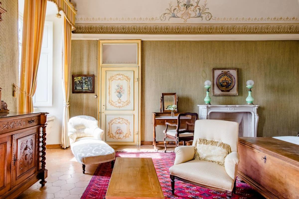 Castello Di Coazzolo Bed & Breakfast Neive Phòng bức ảnh